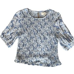 Melloday Blue Floral Print Smocked Short Sleeve Top. Size M. NWT